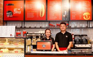Nova Consumer thâu tóm PhinDeli để cạnh tranh với Highland