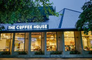 Công ty mẹ của The Coffee House lỗ đậm, vì sao?